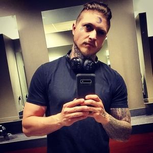 Meet your Posher, Sean